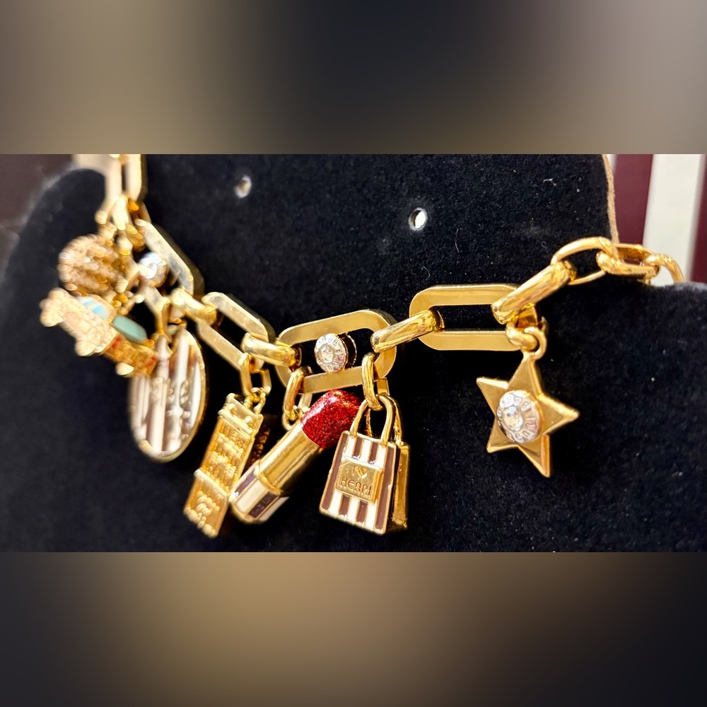 HENRI BENDEL Gold-Tone Brass Charm Bracelet. EXTREMELY RARE/HARD TO FIND - Picture 5 of 16